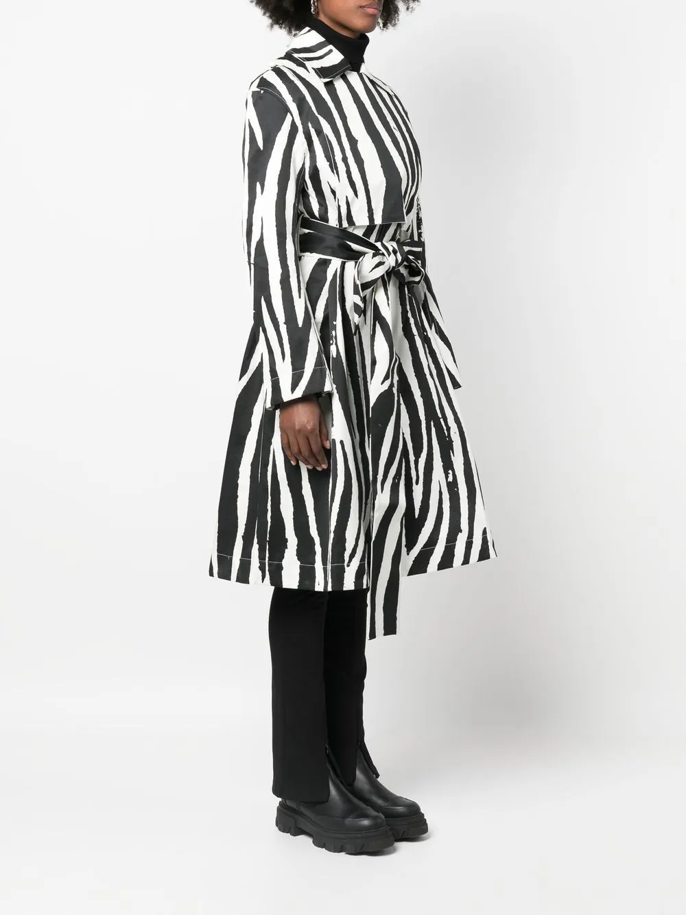 AZ FACTORY BY THEBE MAGUGU Coats Black