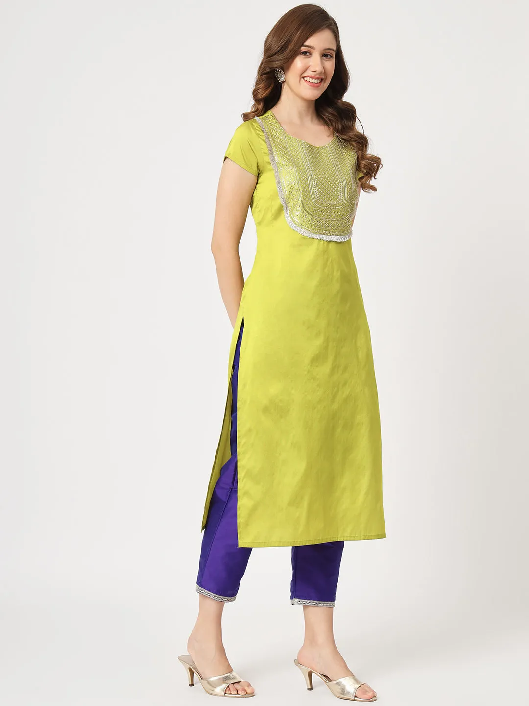 Festive U-Shape Embroidered Kurta With Contrasting Pants