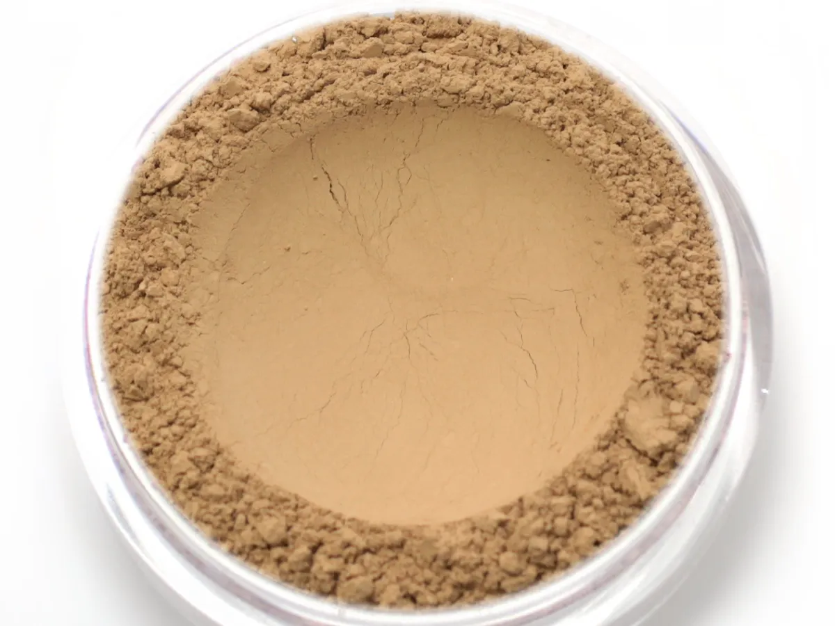 "Caramel" - Mineral Wonder Powder Foundation