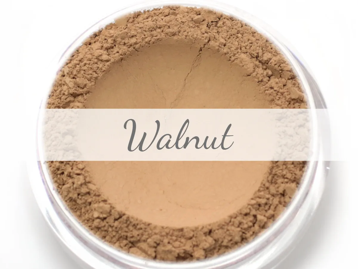 "Walnut" - Delicate Mineral Powder Foundation