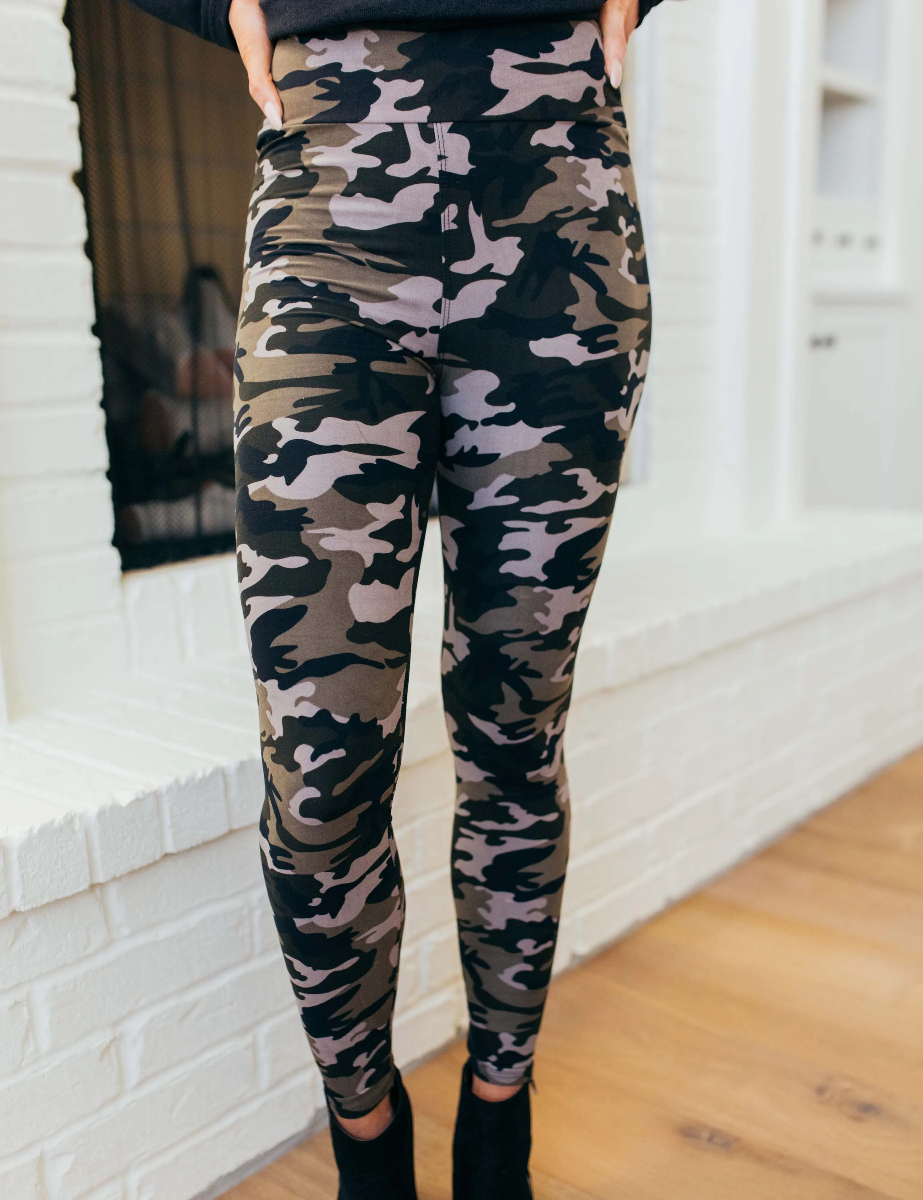 SA Exclusive Camo Leggings