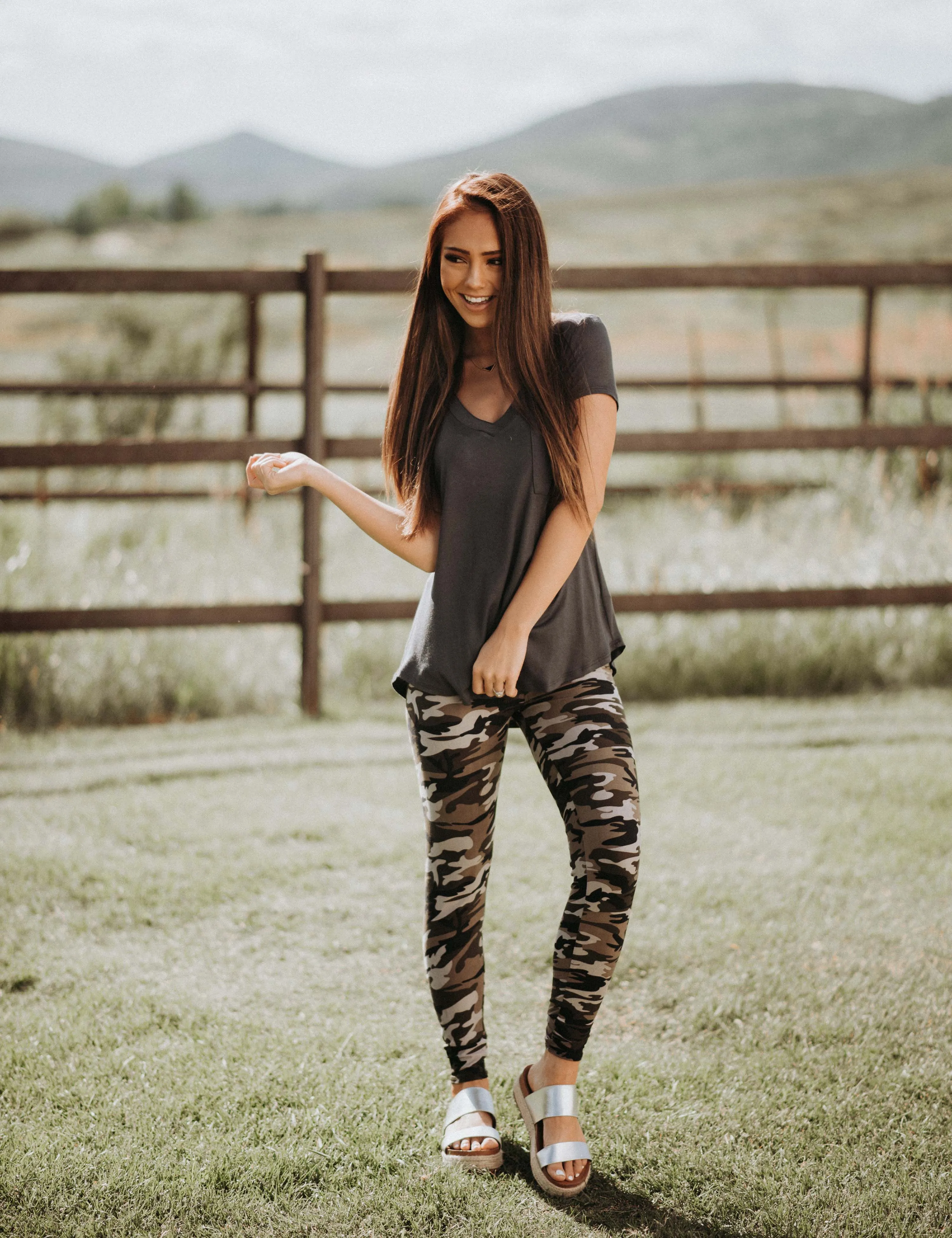 SA Exclusive Camo Leggings