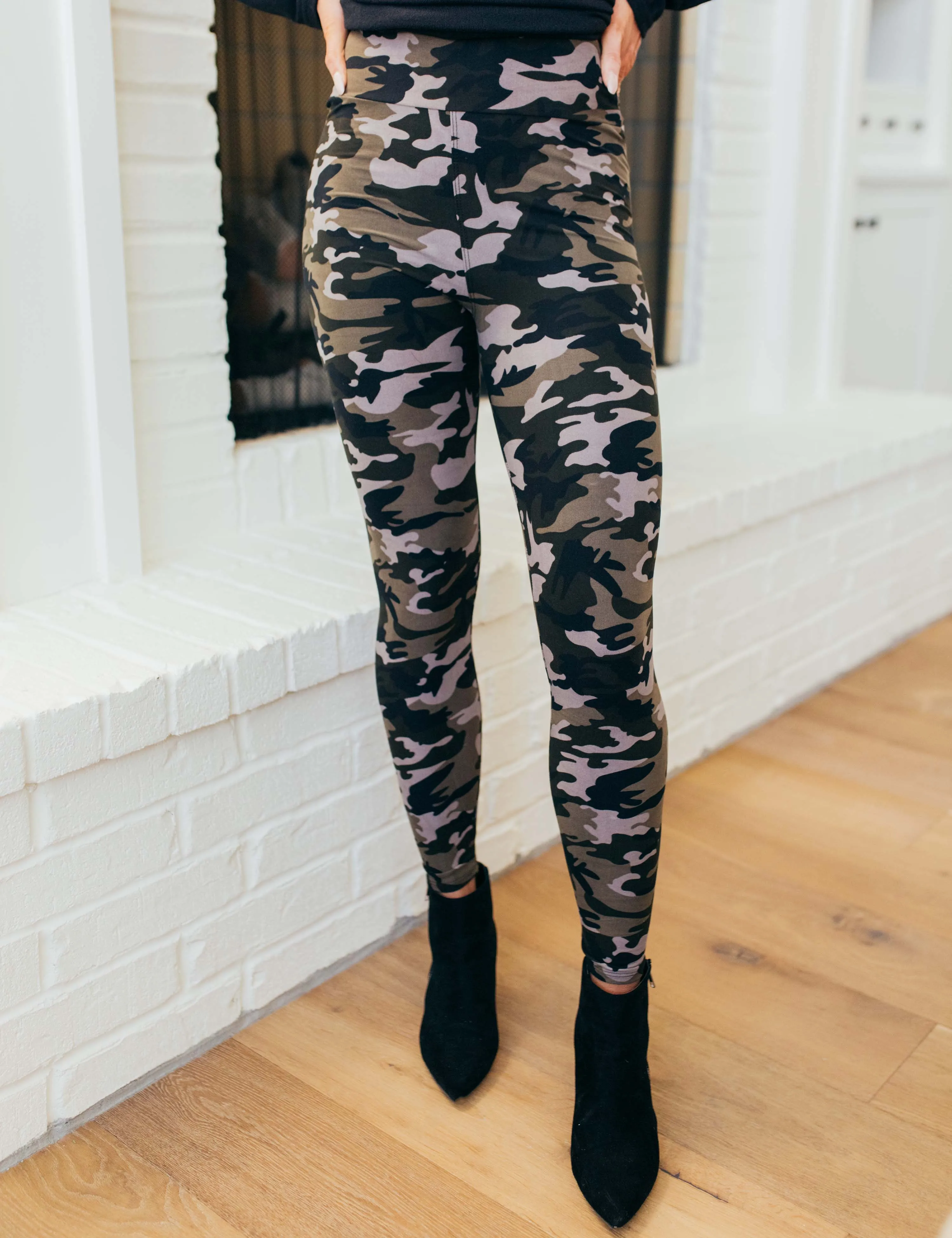 SA Exclusive Camo Leggings