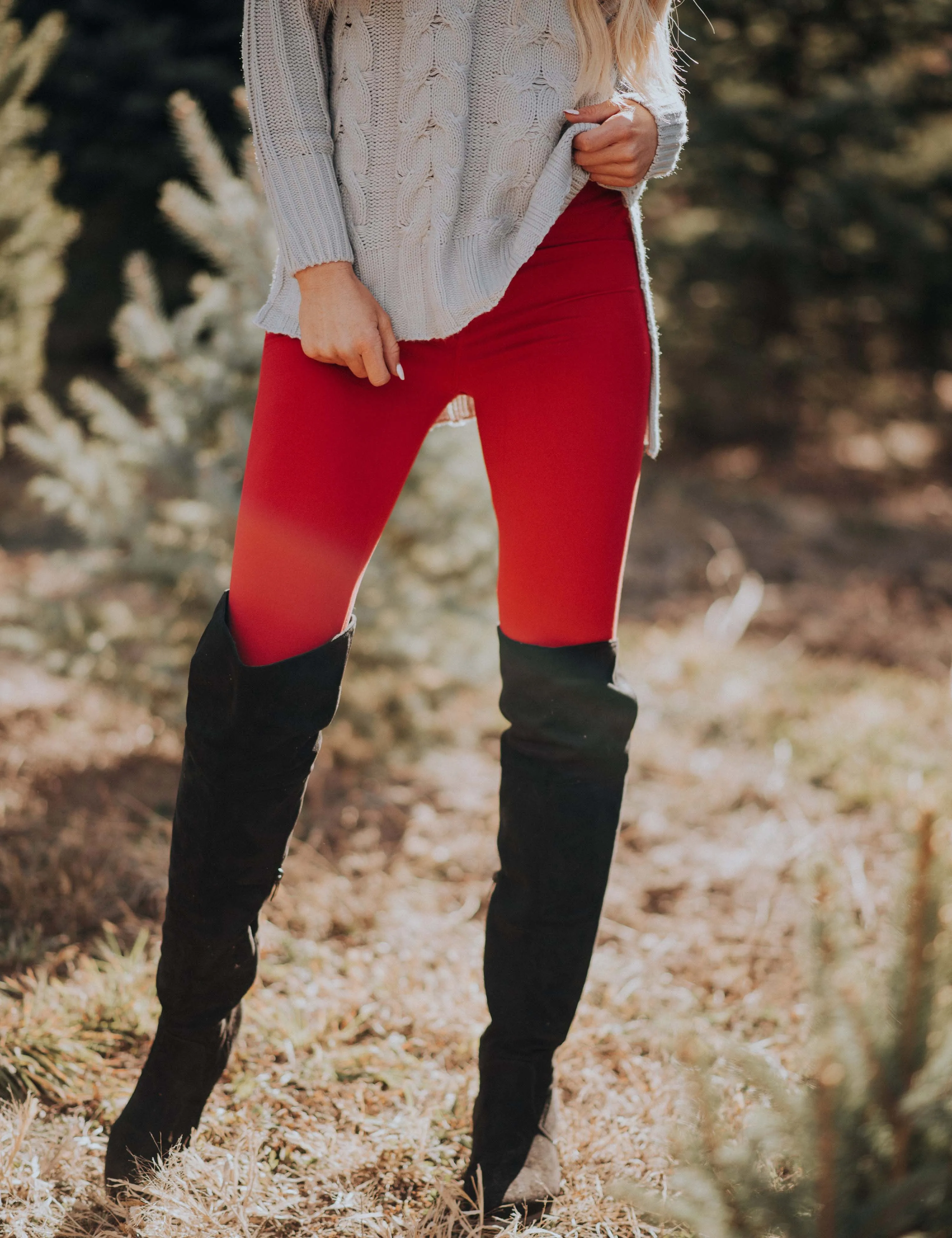 SA Exclusive Red Solid Leggings