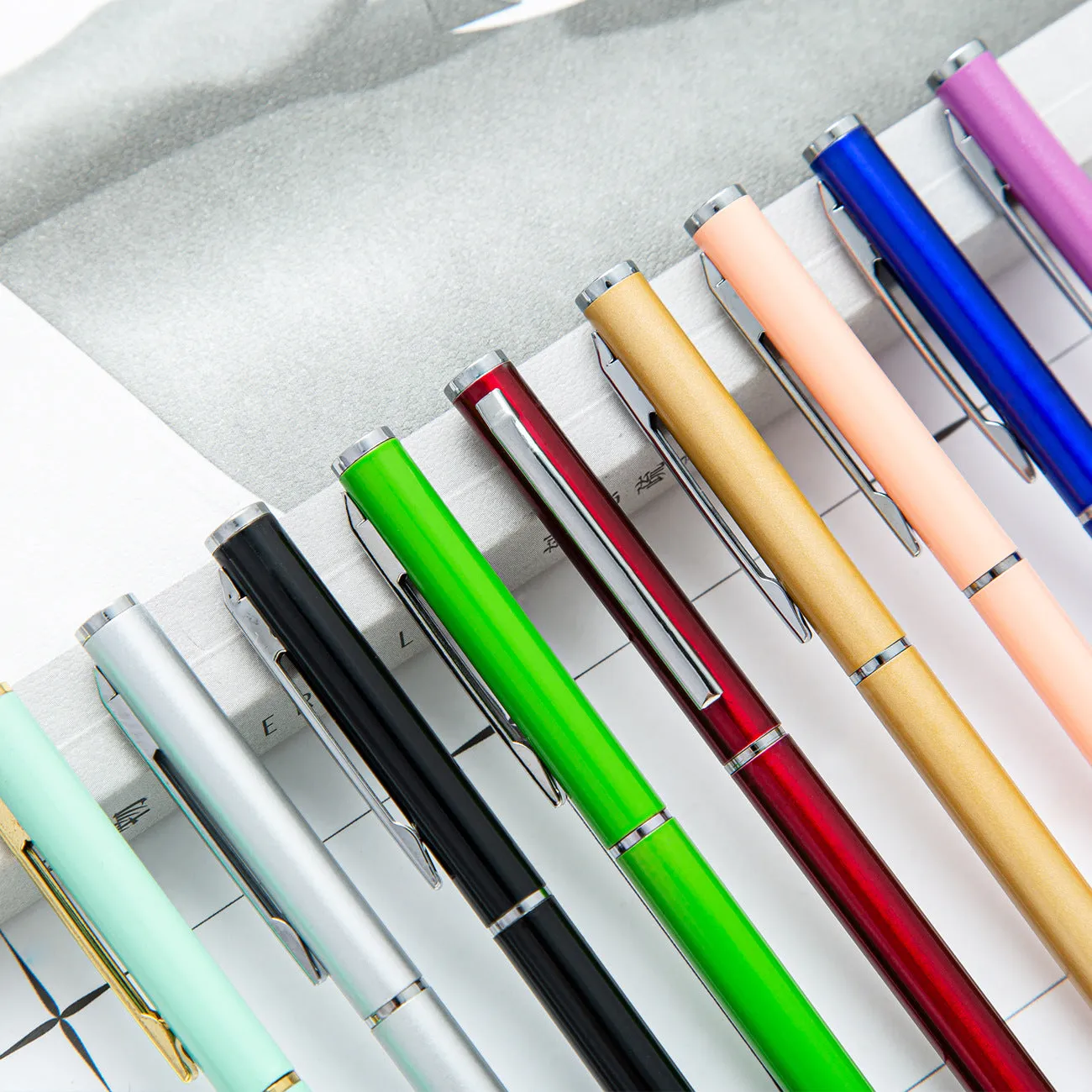 Whoelsale Pens Metal Pens Fashionable Office Stationery